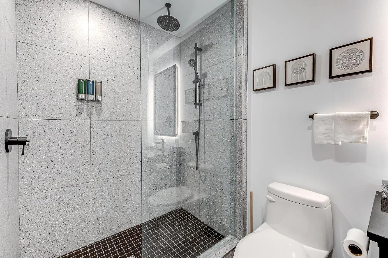 Apartamento Hebergement Touristique ▐ 335 Saint Joseph E▐ Quebeque Canadá